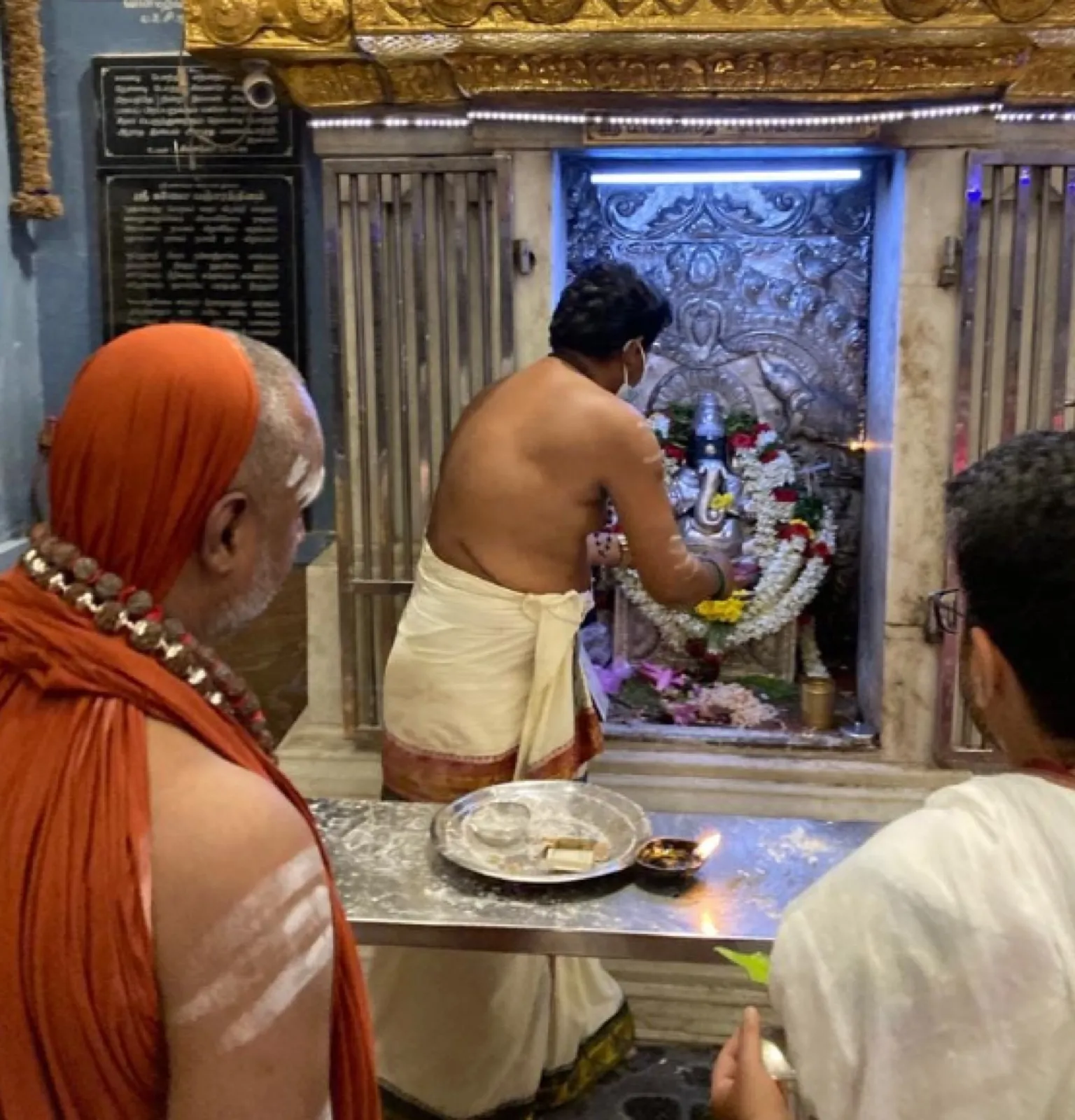 Sri Yogi Guruji on pilgrimage in Pondicherry